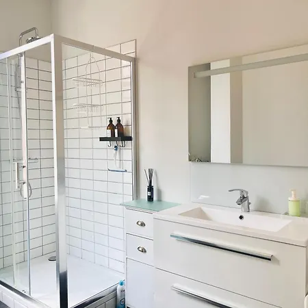 Chez Julien - Castle View *