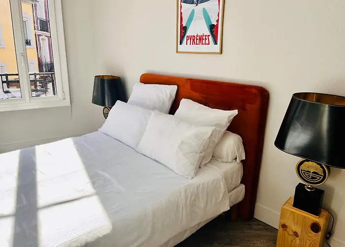 Chez Julien - Castle View 아파트 루르드